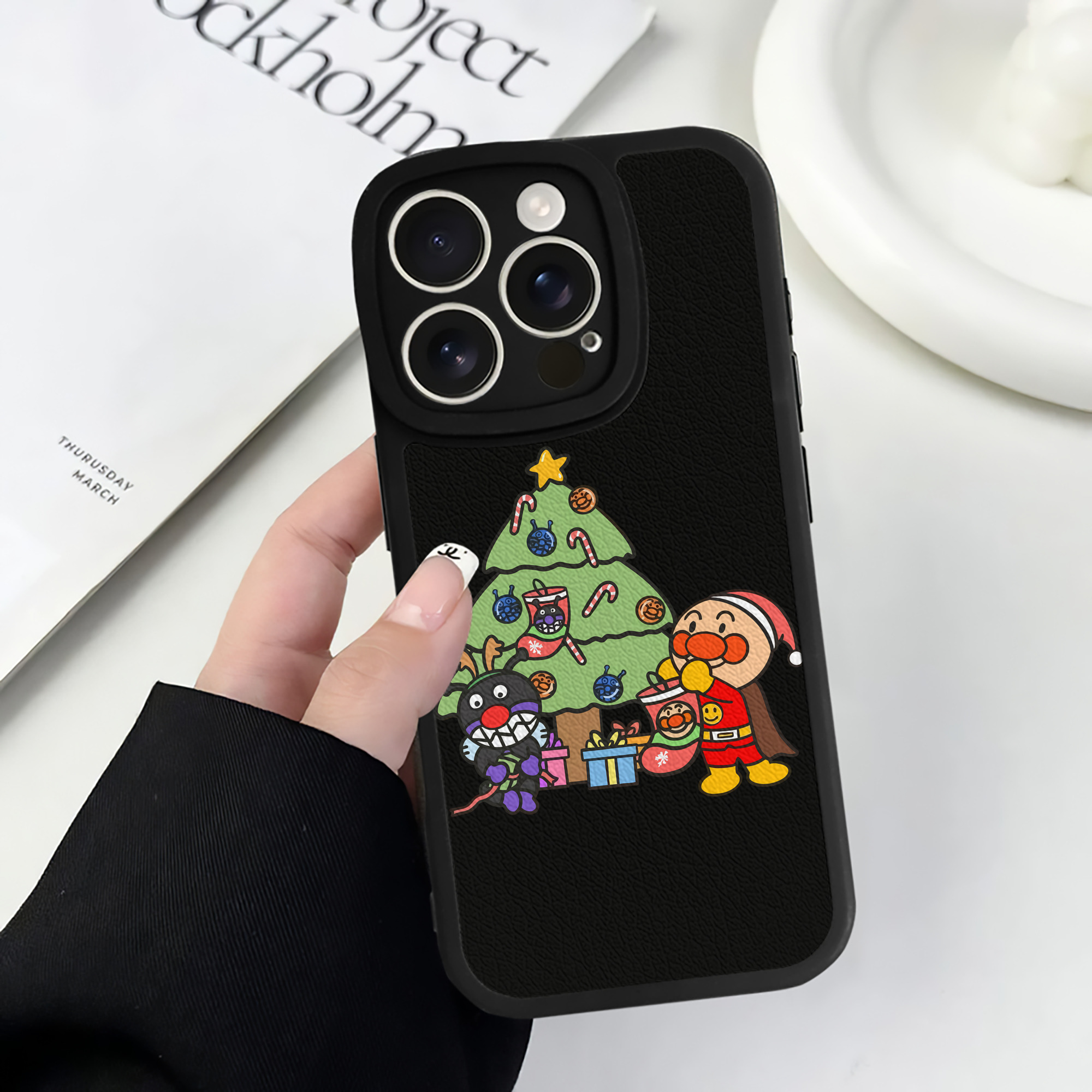 （画像用） アンパンマン Anpanman 【iPhone 16シリーズ対応】シリコンスマホケース（レザー調） 材質：シリコン